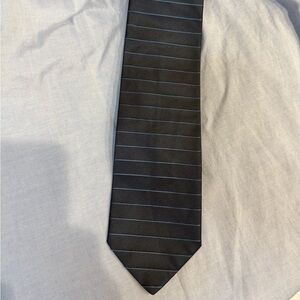 Classic BOSS BY HUGO BOSS Men’s Striped Tie.